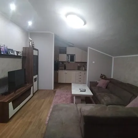 Apartment11 * 波德戈里察